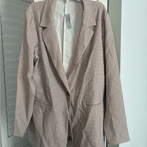 Maurices Peach, Tan, and White Checkered Blazer